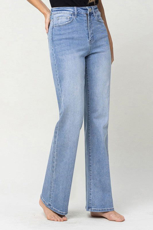 Vervet "Leslie 90s Vintage Flare Jeans"